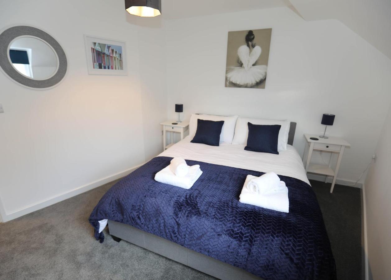 Exmouth - Apartment 2, Strand House - Modern 2 Bedroom Apartment, Perfect Location For Access To Beach & Town Centre - Sleeps 4 Guests - Hosted By Rentmyhouse Exterior photo