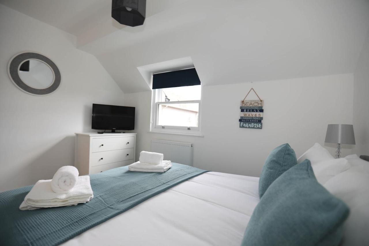 Exmouth - Apartment 2, Strand House - Modern 2 Bedroom Apartment, Perfect Location For Access To Beach & Town Centre - Sleeps 4 Guests - Hosted By Rentmyhouse Exterior photo